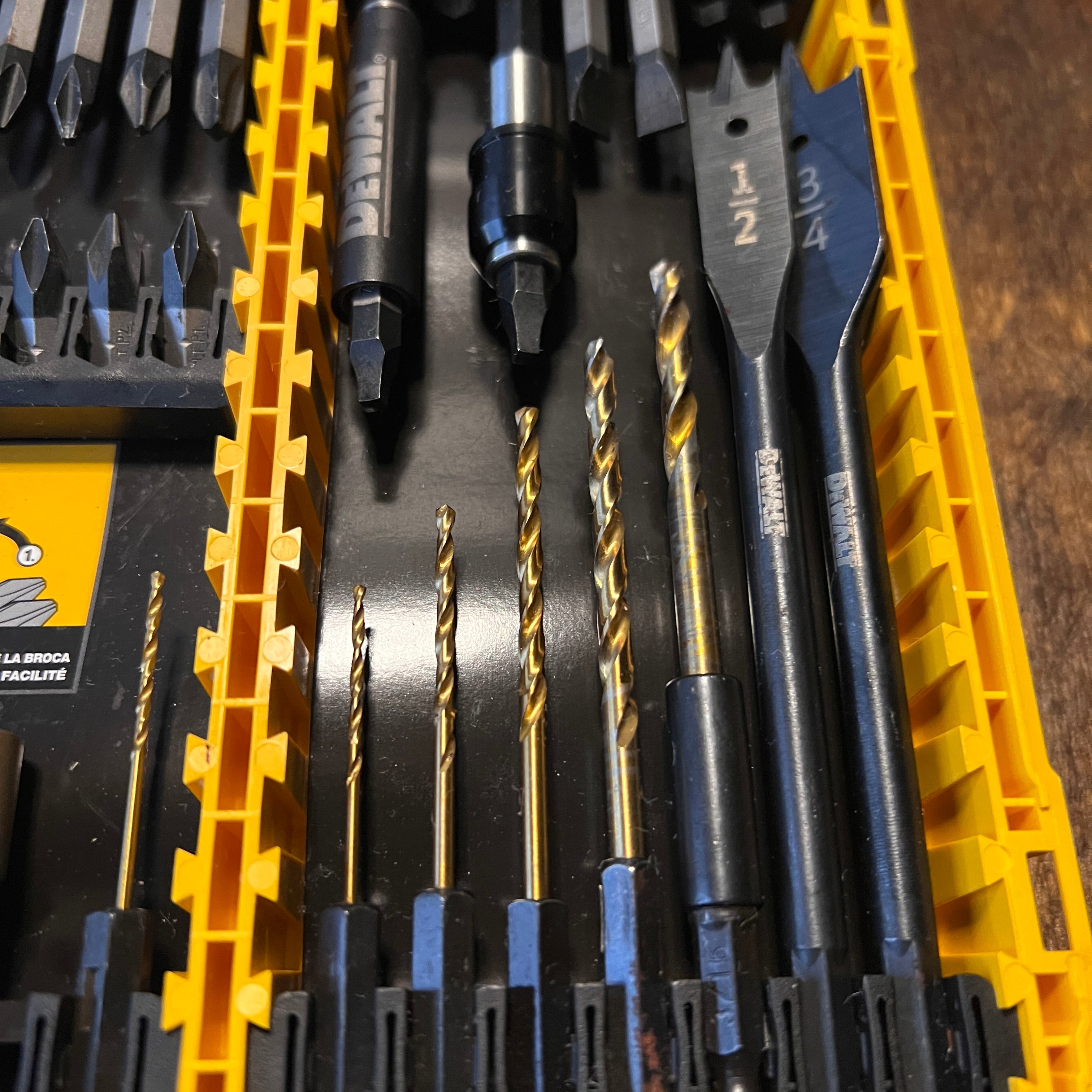 DeWalt DeWalt ToughCase Drill Driver Bit Set Gear Up