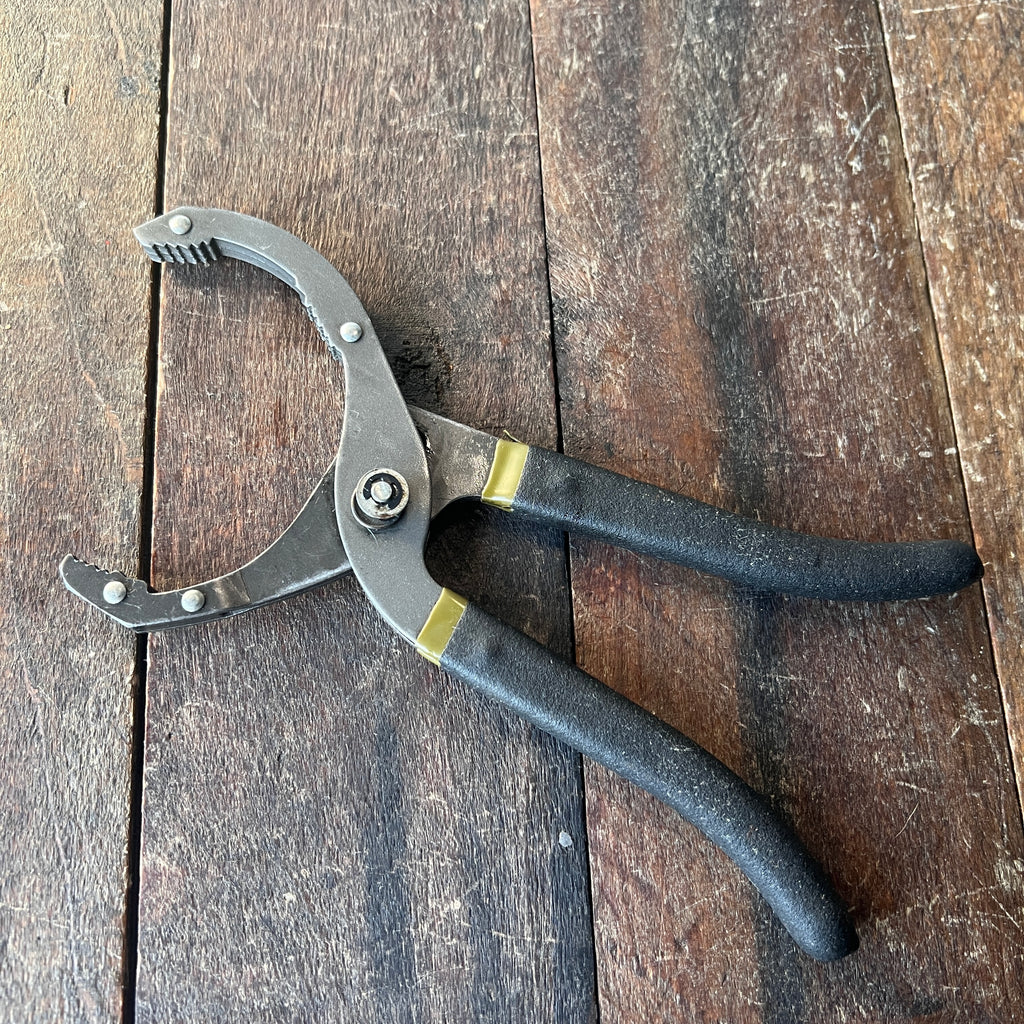 Unknown Oil Filter Wrench Pliers Gear Up