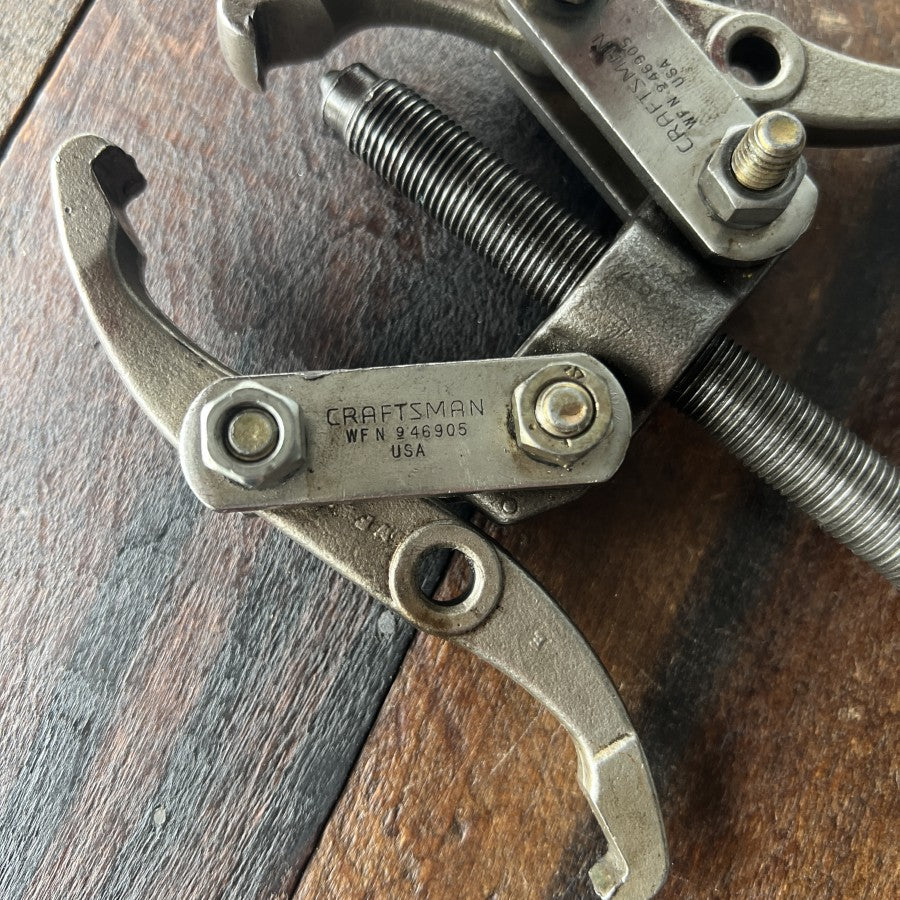 Craftsman Craftsman 946905 2 Jaw Gear Puller (USA) Gear Up