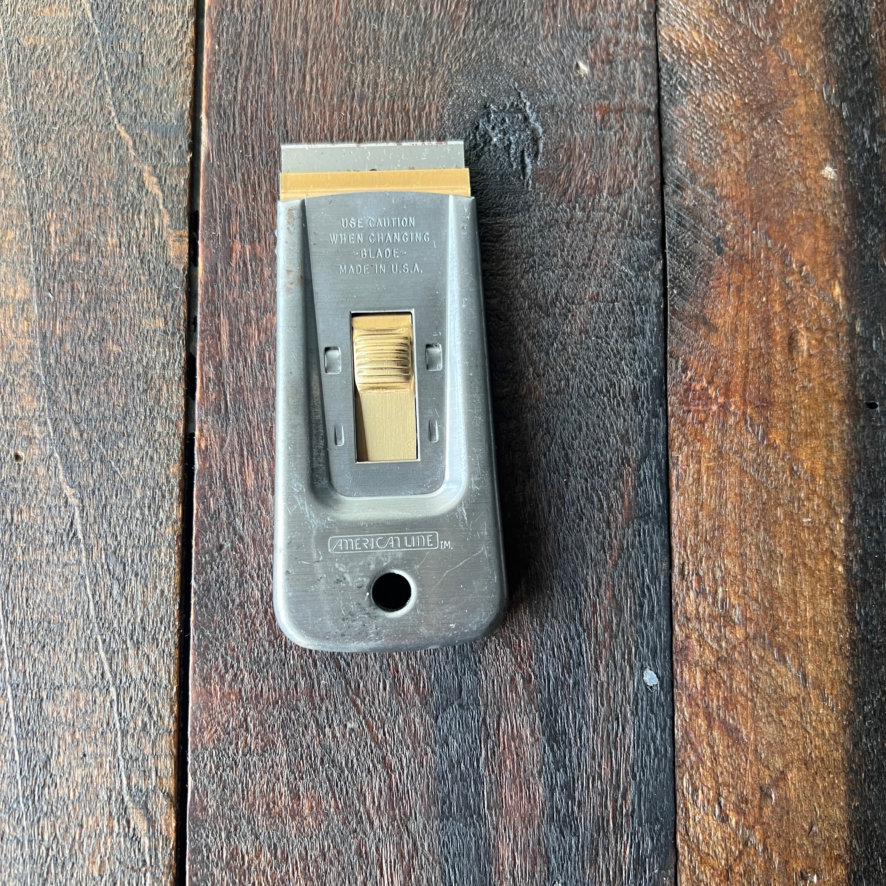 Other American Line Razor Blade Scraper (USA) Gear Up