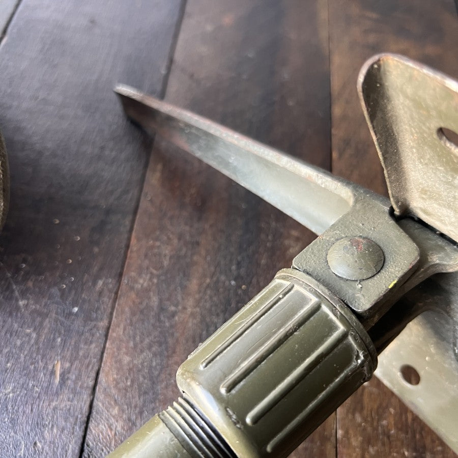 Other Original Vietnam ERA 1965 AMES E-Tool Entrenching Tool w/Pick & Canvas Cover Gear Up