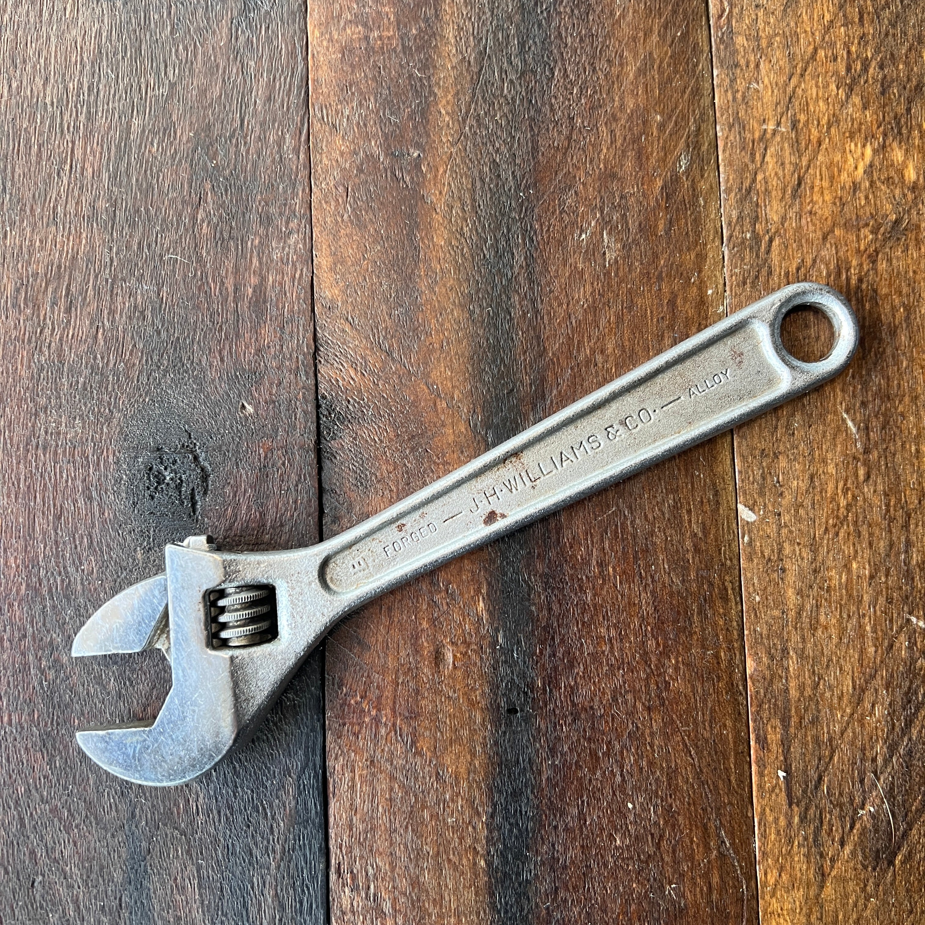 J.H. Williams Co J.H. Williams Co 8 Inch Adjustable Wrench (USA) Gear Up