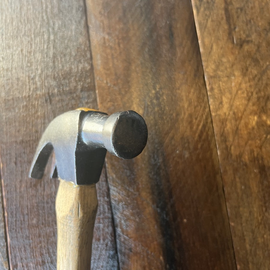 Unknown Vintage Restored/Refinished Claw Hammer Wood Handle 14 Inch Gear Up