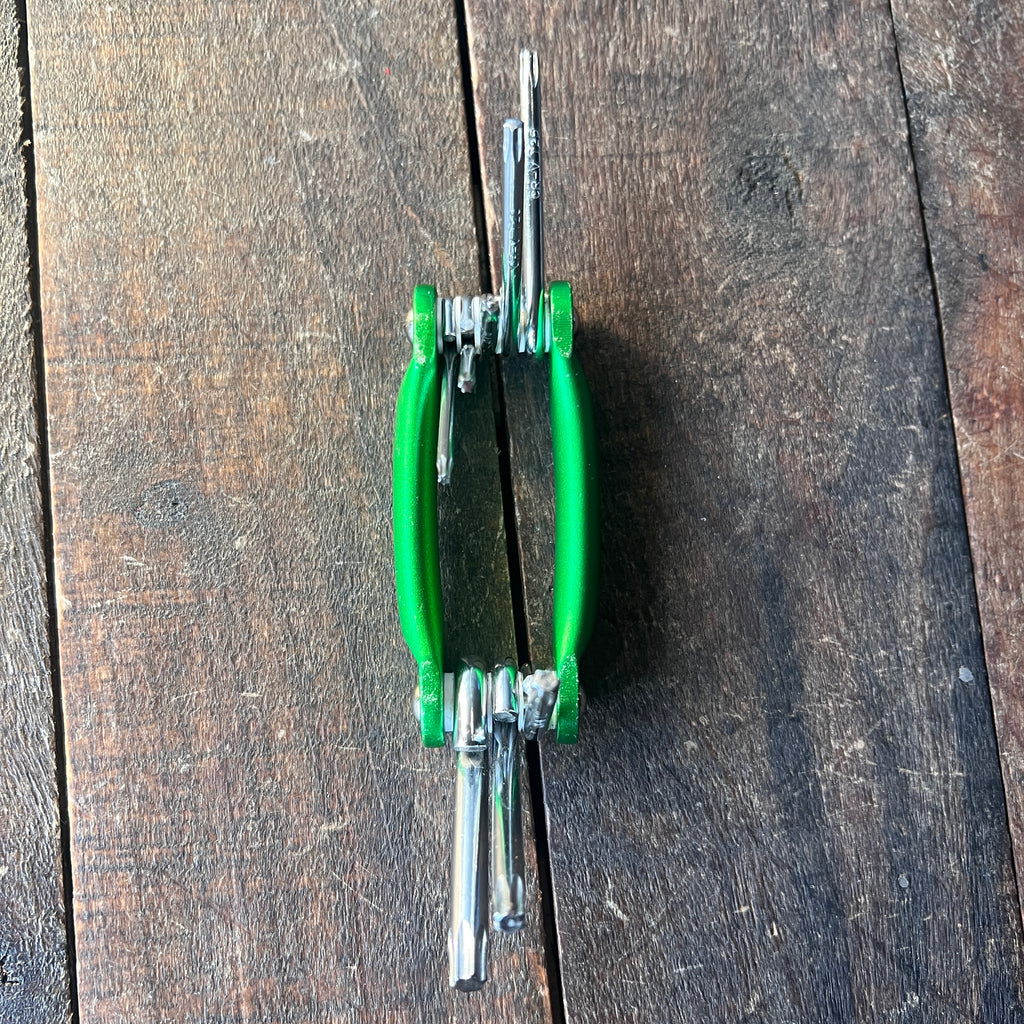 Unknown Folding 8-Piece Torx Star Key Wrench Set T8-T40 Gear Up