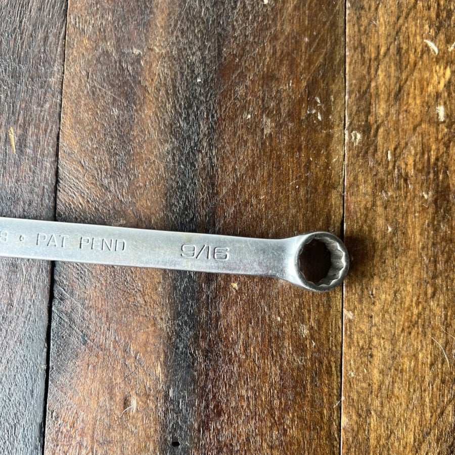 Snap-on Snap-on SOEX18 9/16 Inch Combination Wrench Gear Up