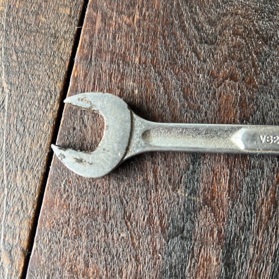 Snap-on Snap-on VS2022 5/8 Inch 11/16 Inch Open End Wrench (USA) Gear Up