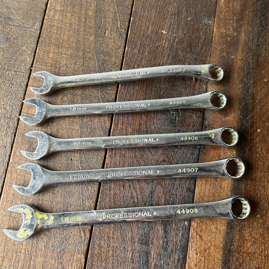 Craftsman Craftsman Professional 5 Piece Metric Combination Wrench Set (USA) Gear Up