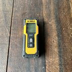 DeWalt DeWalt DWHT77100 100-Foot Laser Distance Measurer Gear Up