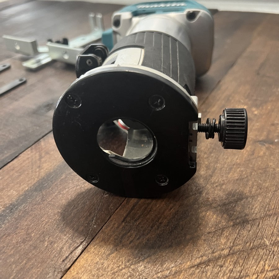 Makita XTR01Z 18V Brushless 1/4 Inch Compact Router (Tool Only)