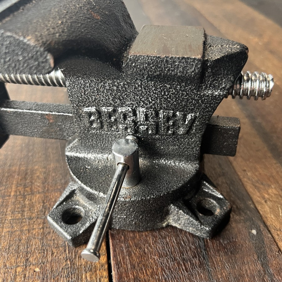 Bessey Swivel Base Bench Vise
