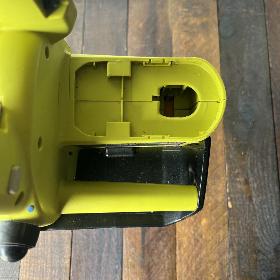Ryobi Ryobi P542 ONE+ 18V Cordless Pruning Saw (Tool Only) Gear Up