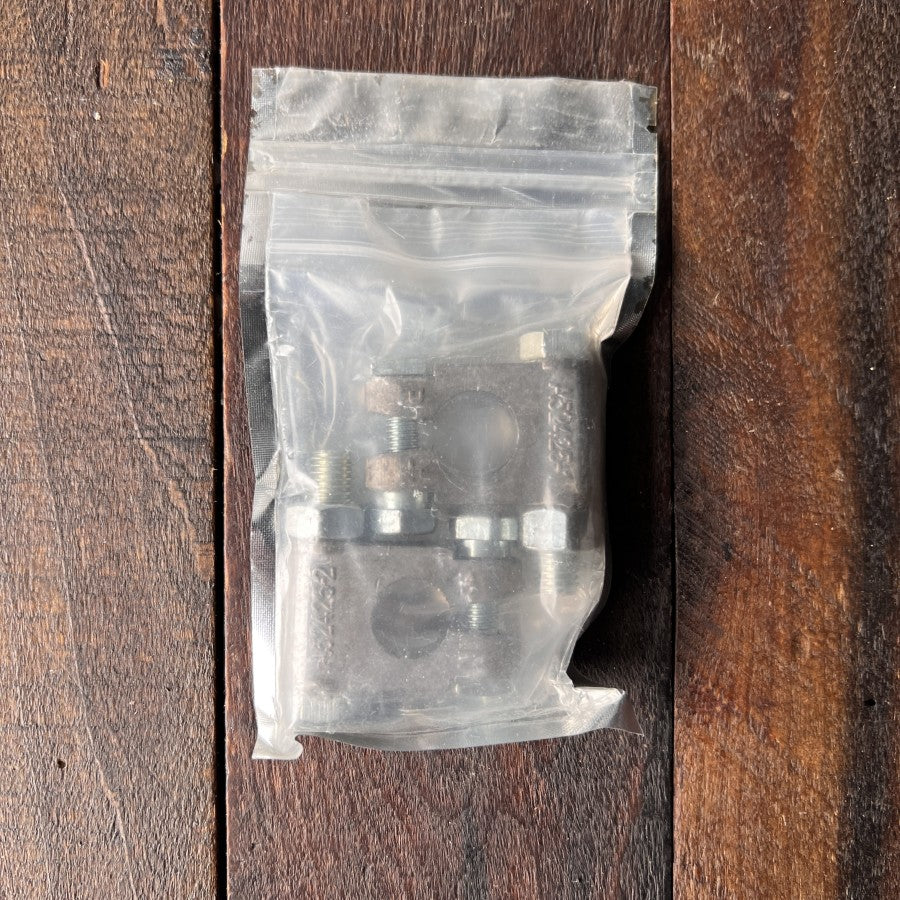 Military Style Lead Post Battery Terminals Set MS92425