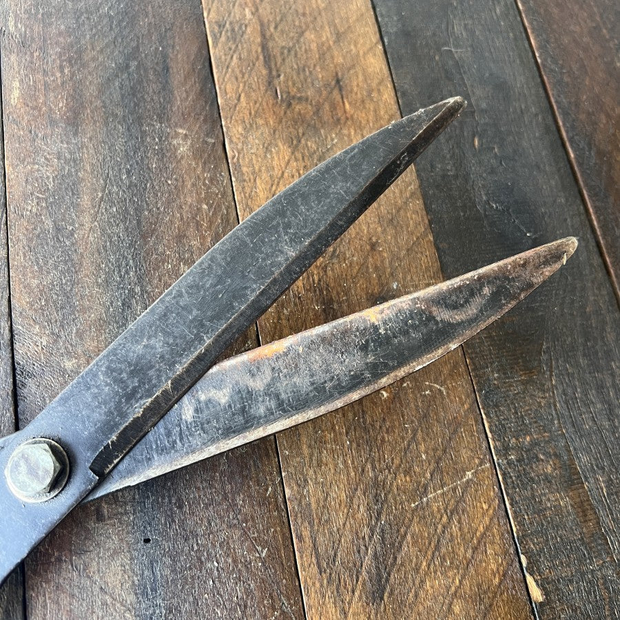 Ames Vintage Ames 23-088 Hedge Shears Wood Handle (USA) Gear Up