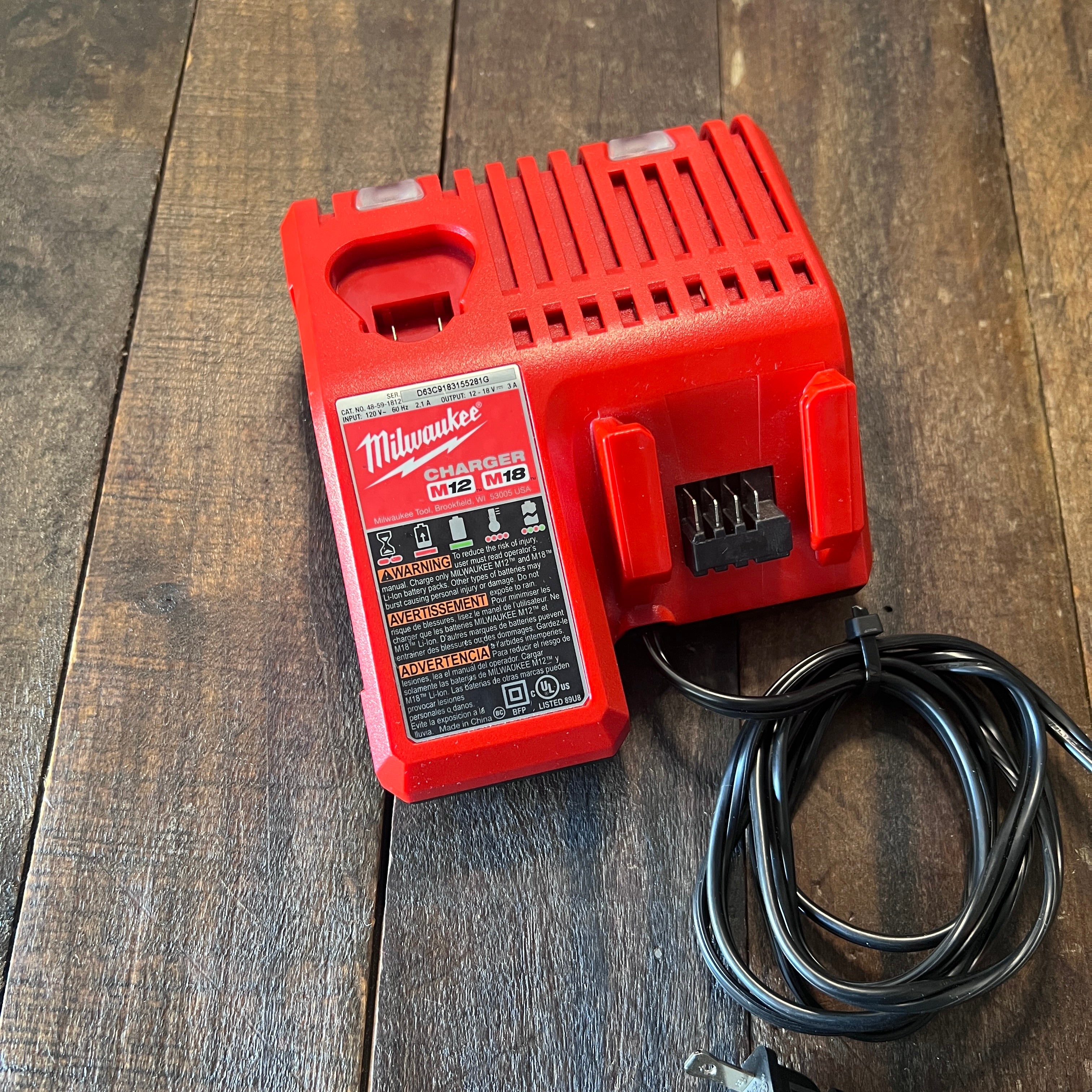 Gear Up Trading Co. Milwaukee 12v / 18v Rapid Charger