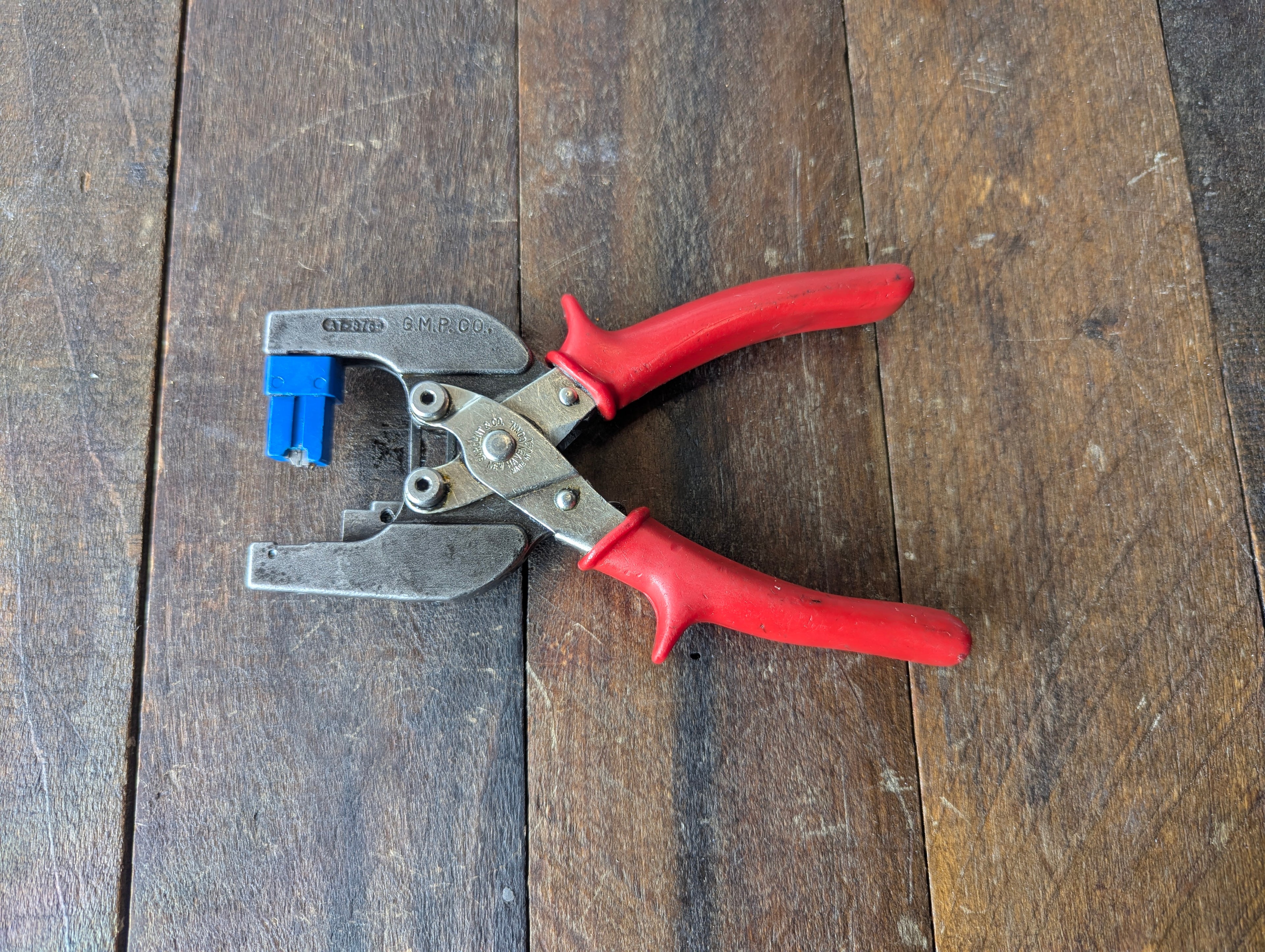 Unknown GMF AT-8764 Hand Tool