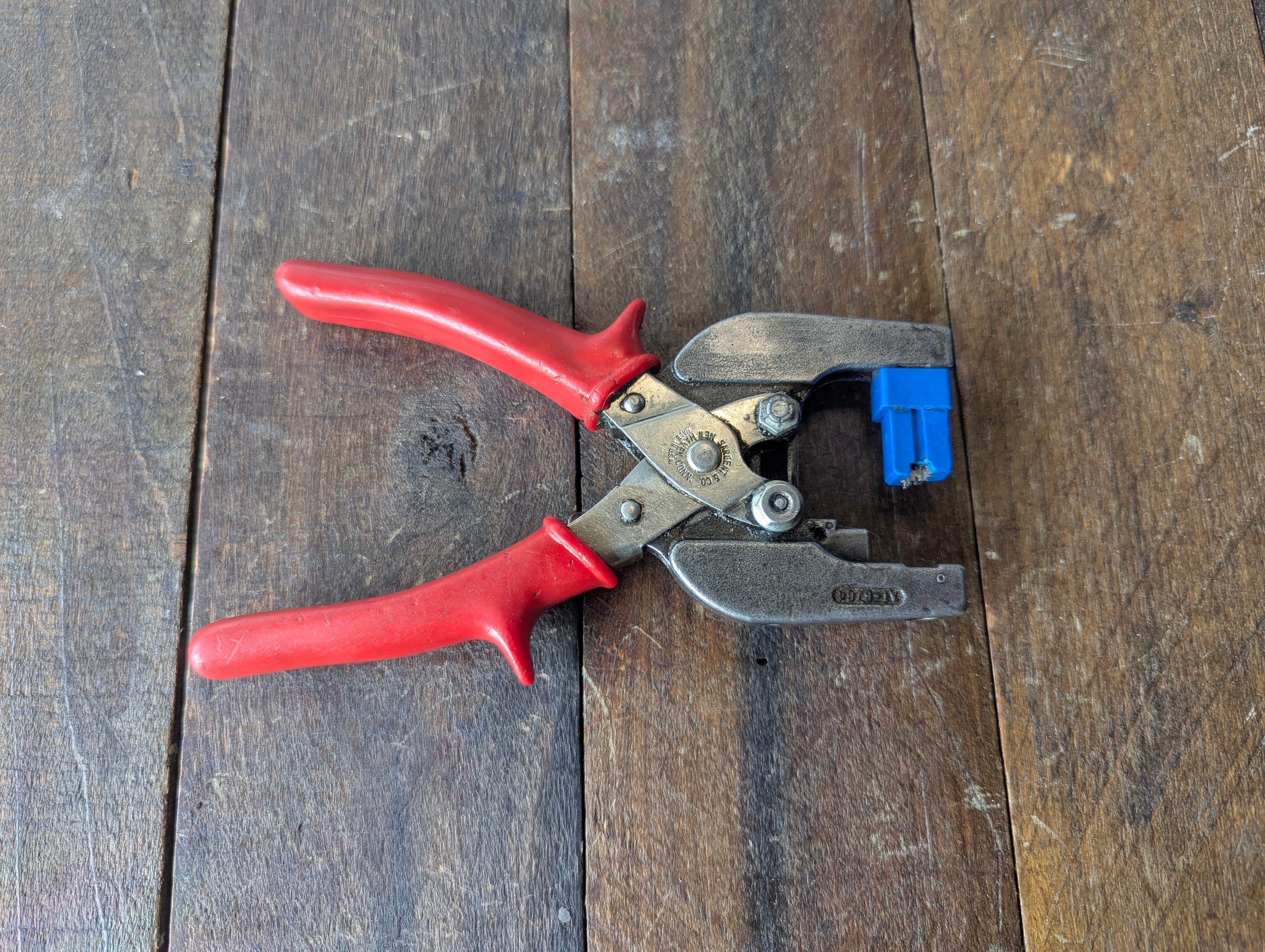 Unknown GMF AT-8764 Hand Tool